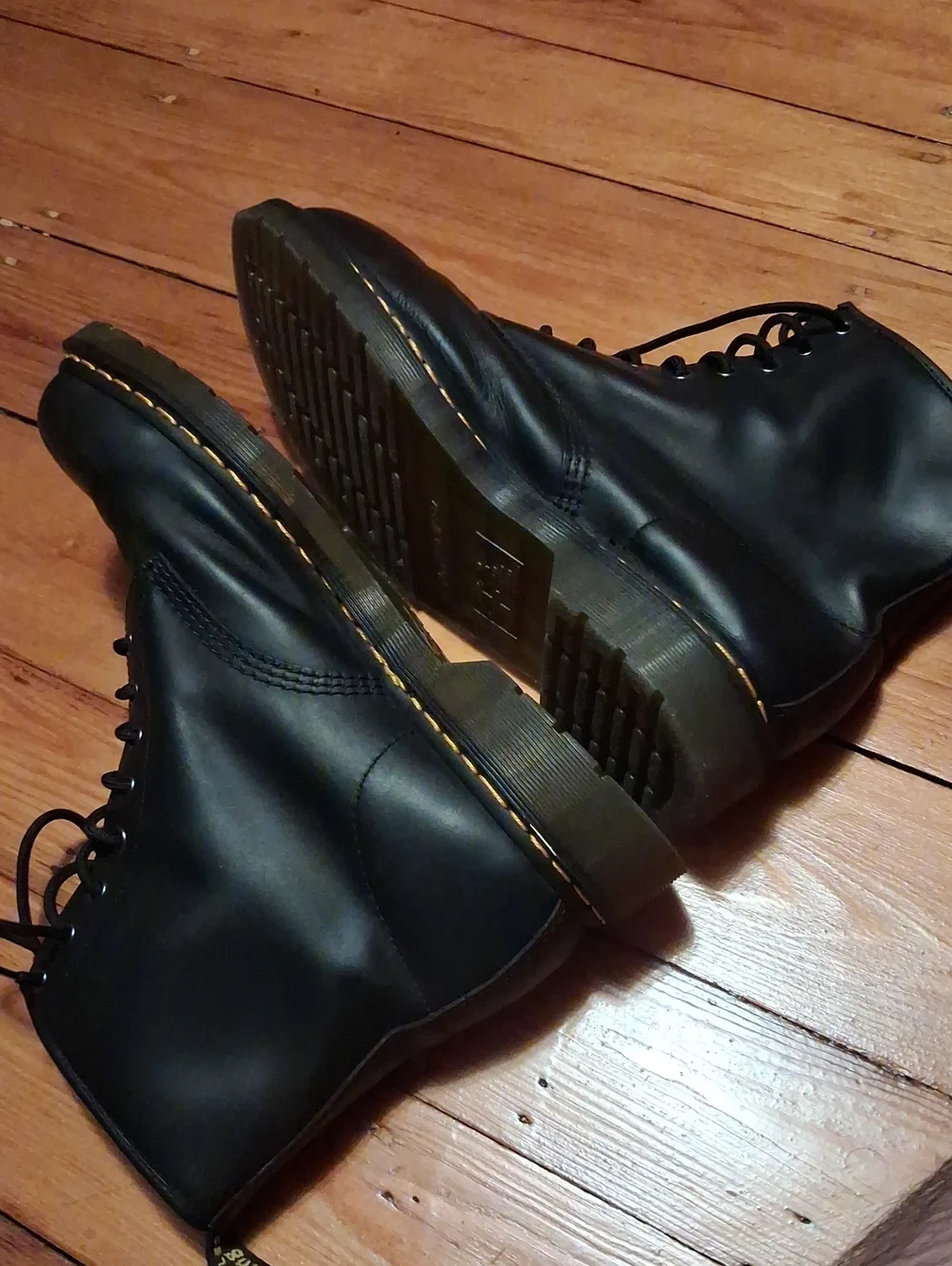 Dr. Martens Black Leather 8-Eye Lace-Up Boots Mens US 13